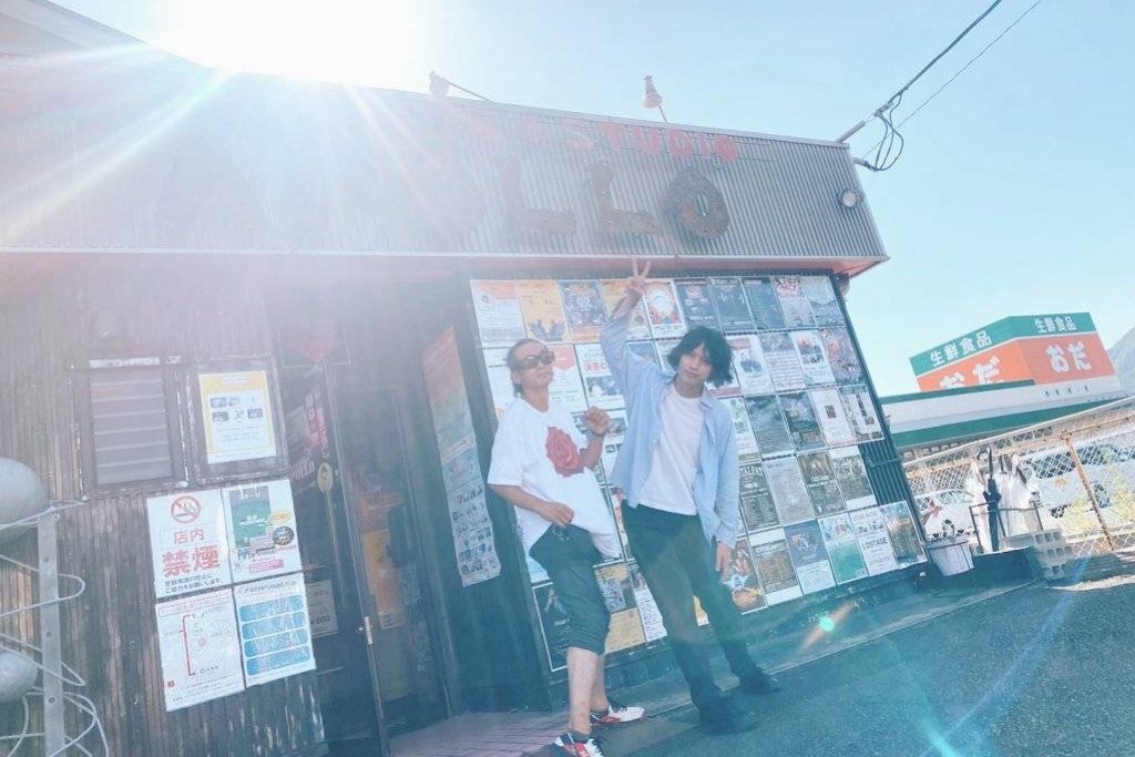 迫水秀樹 with 刄田綴色