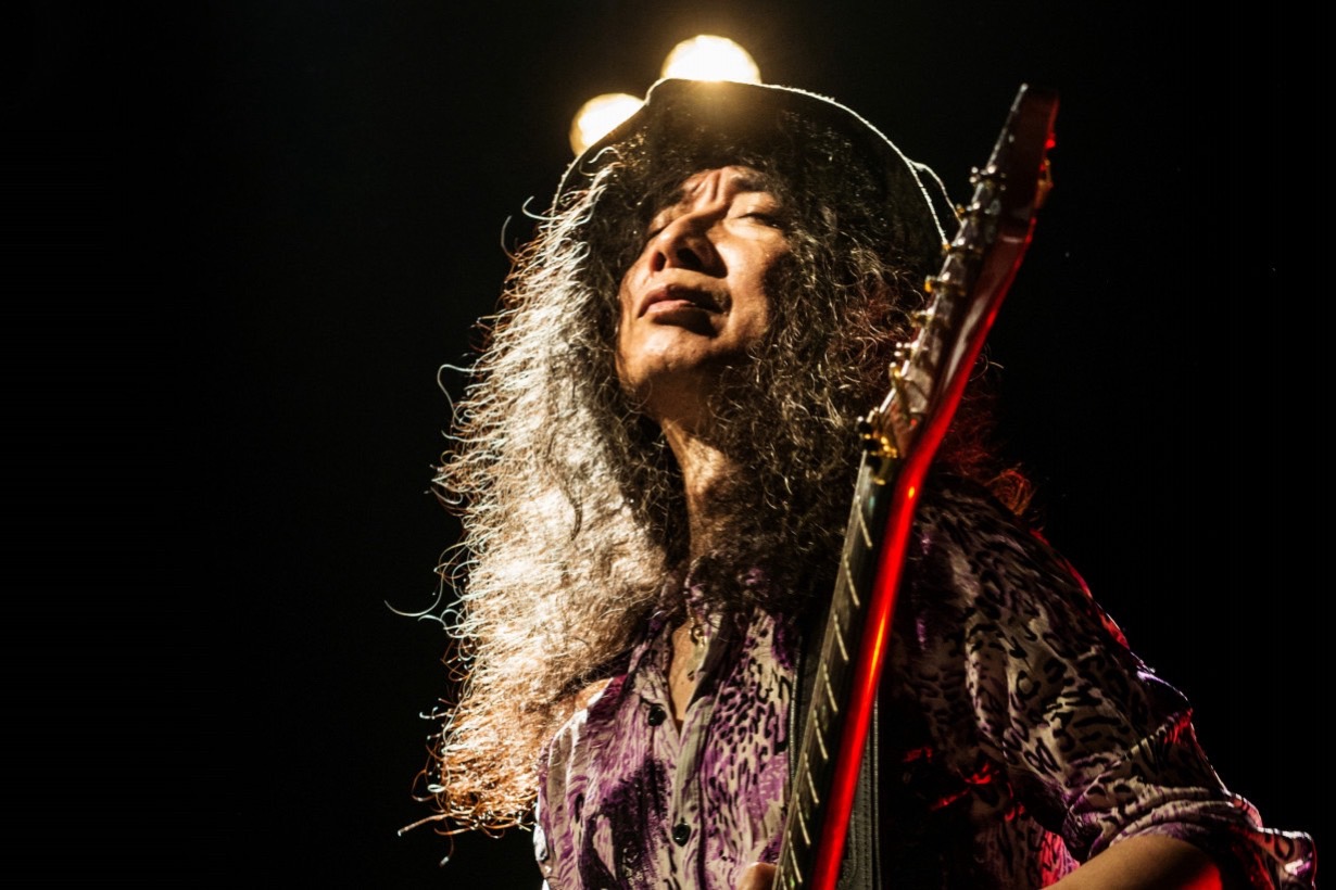 山本恭司