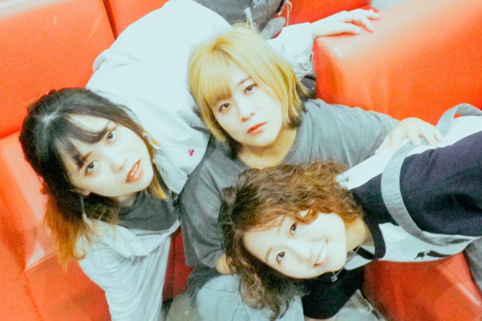 おとなりアイニー おとなりアイニー