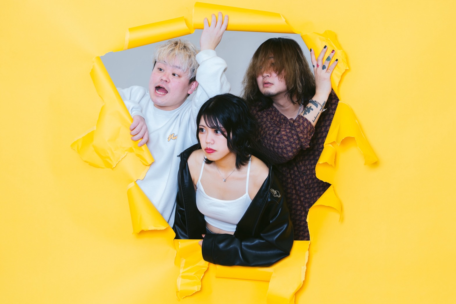 終生、顔を成し。